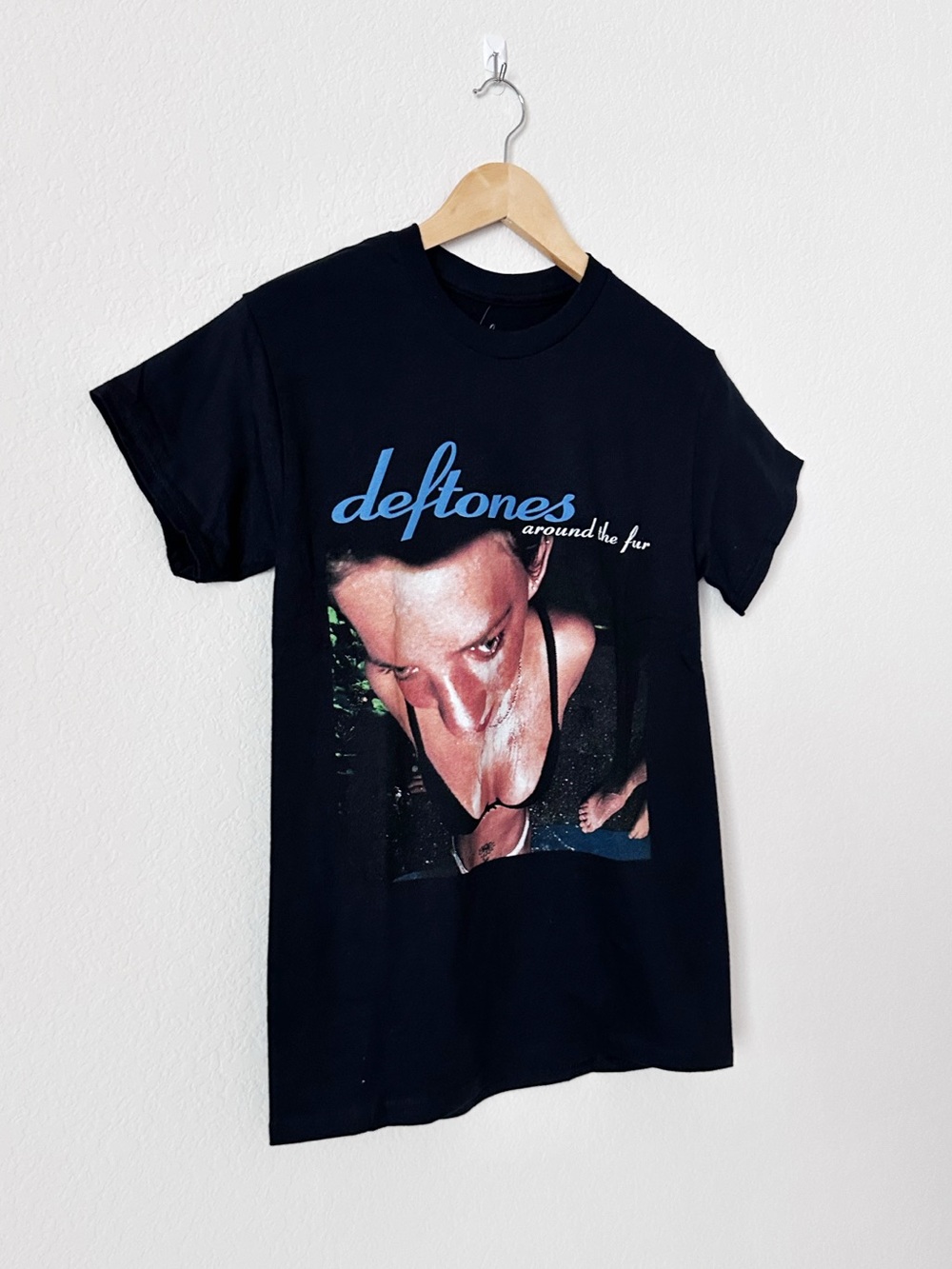 NEW Deftones Around the Fur Black Graphic Band T-Shirt - Picture 2 of 6